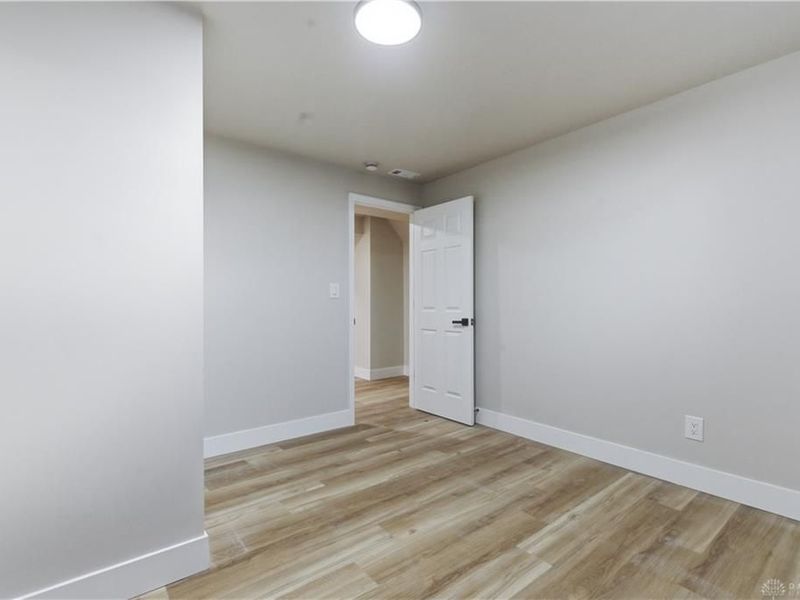 10124 S Cliff Swallow Court, Miamisburg, OH 45342 Photo 32