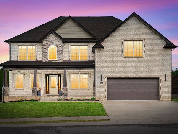 1270 Highgrove Ln, Clarksville, TN 37043
