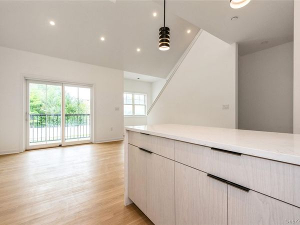 418 Atlantic Avenue , Unit 206, Oceanside, NY 11572