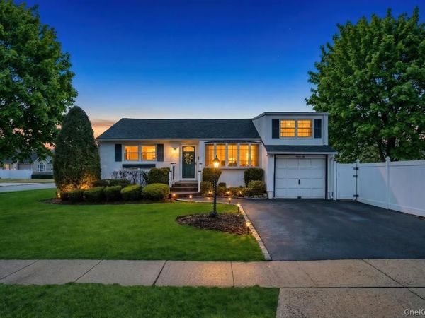 26 Terry Street, Hicksville, NY 11801