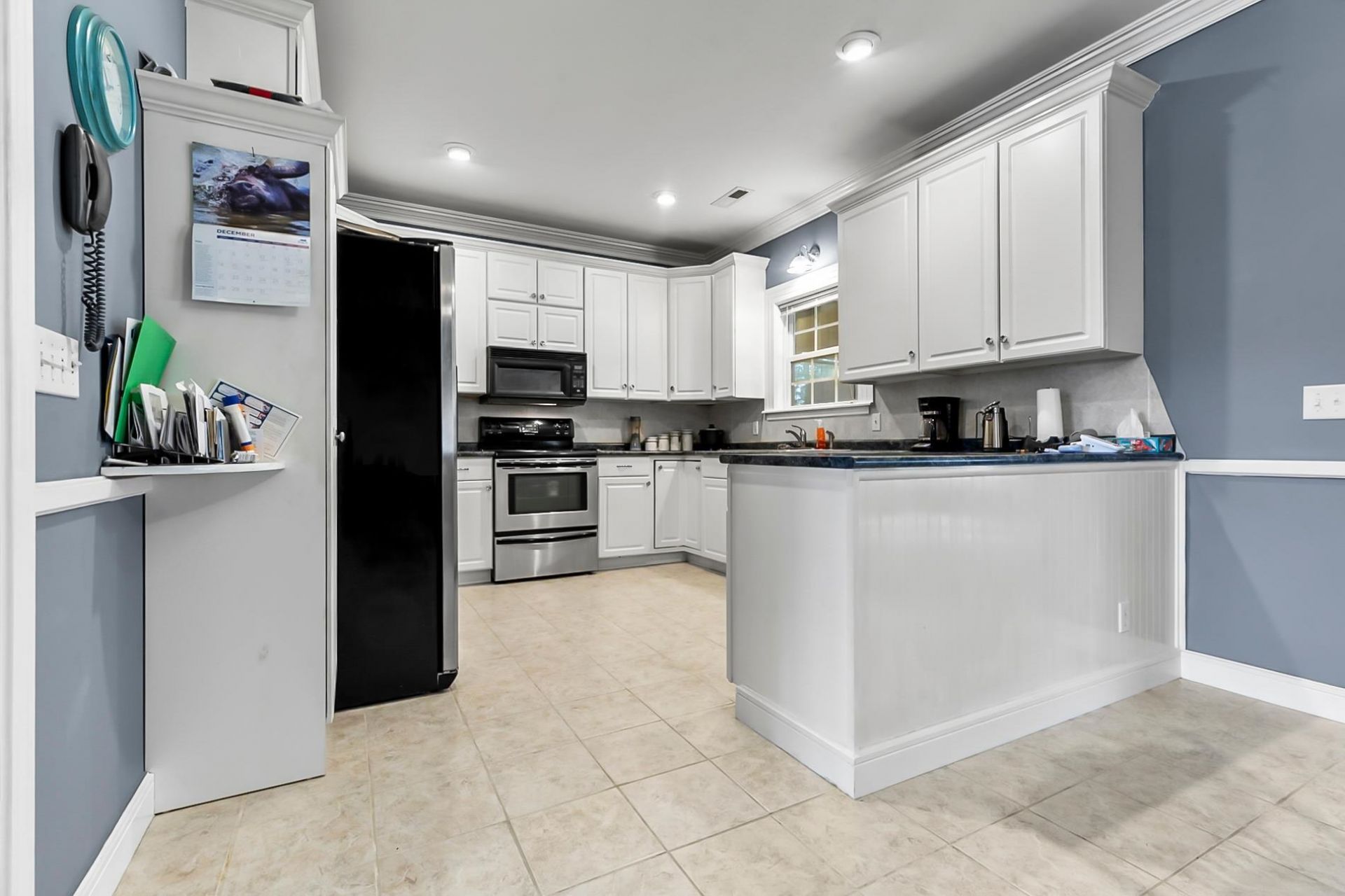 4650 Holly St.  Photo 11