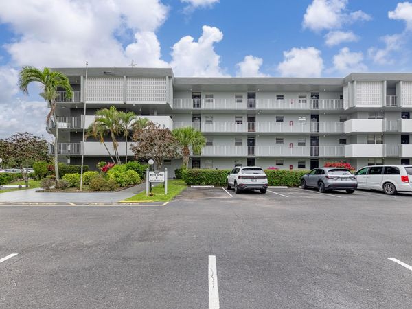 2861 NW 47th Terrace, Unit 305b, Lauderdale Lakes, FL 33313