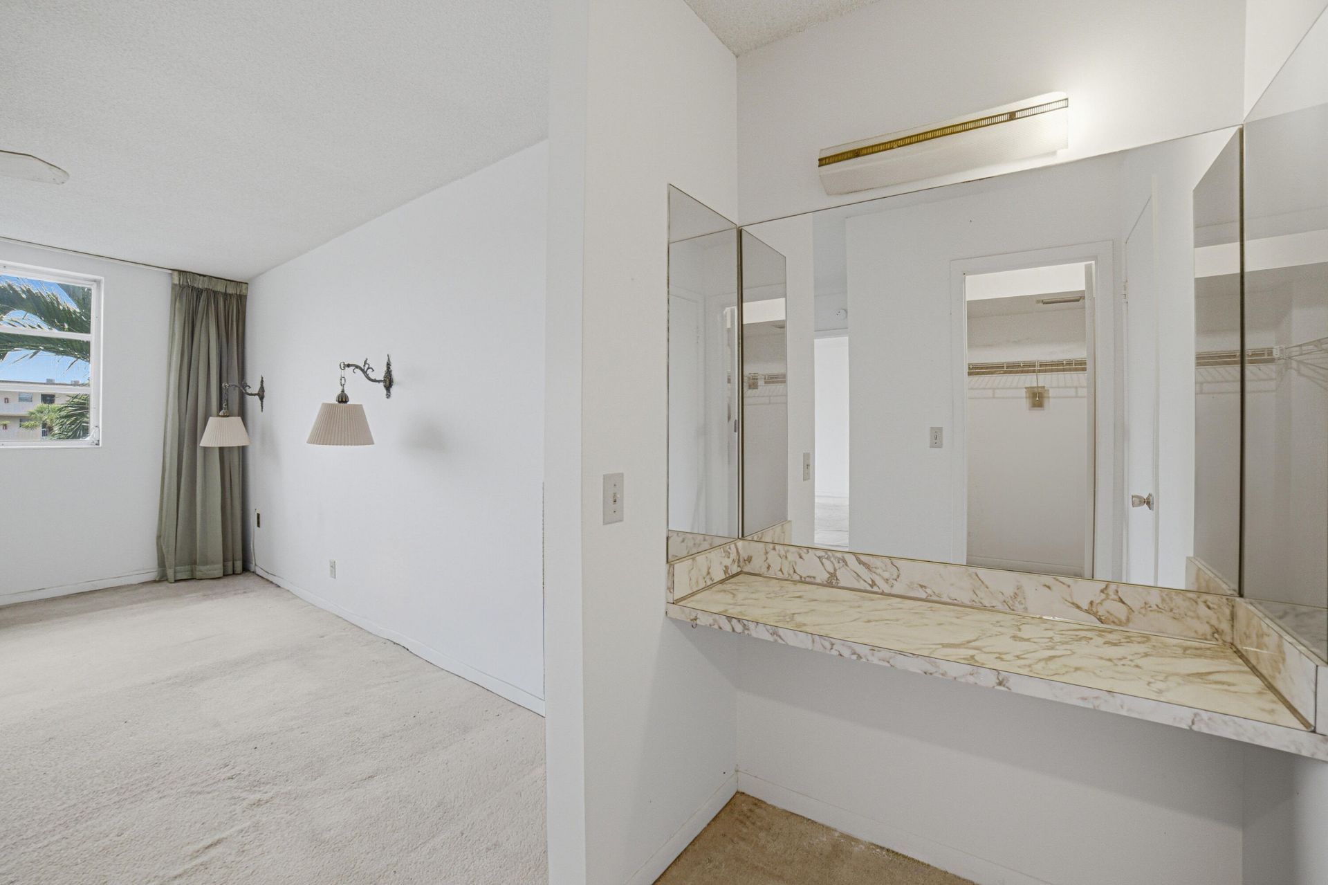 2861 NW 47th Terrace, Unit 305b, Lauderdale Lakes, FL 33313 Photo