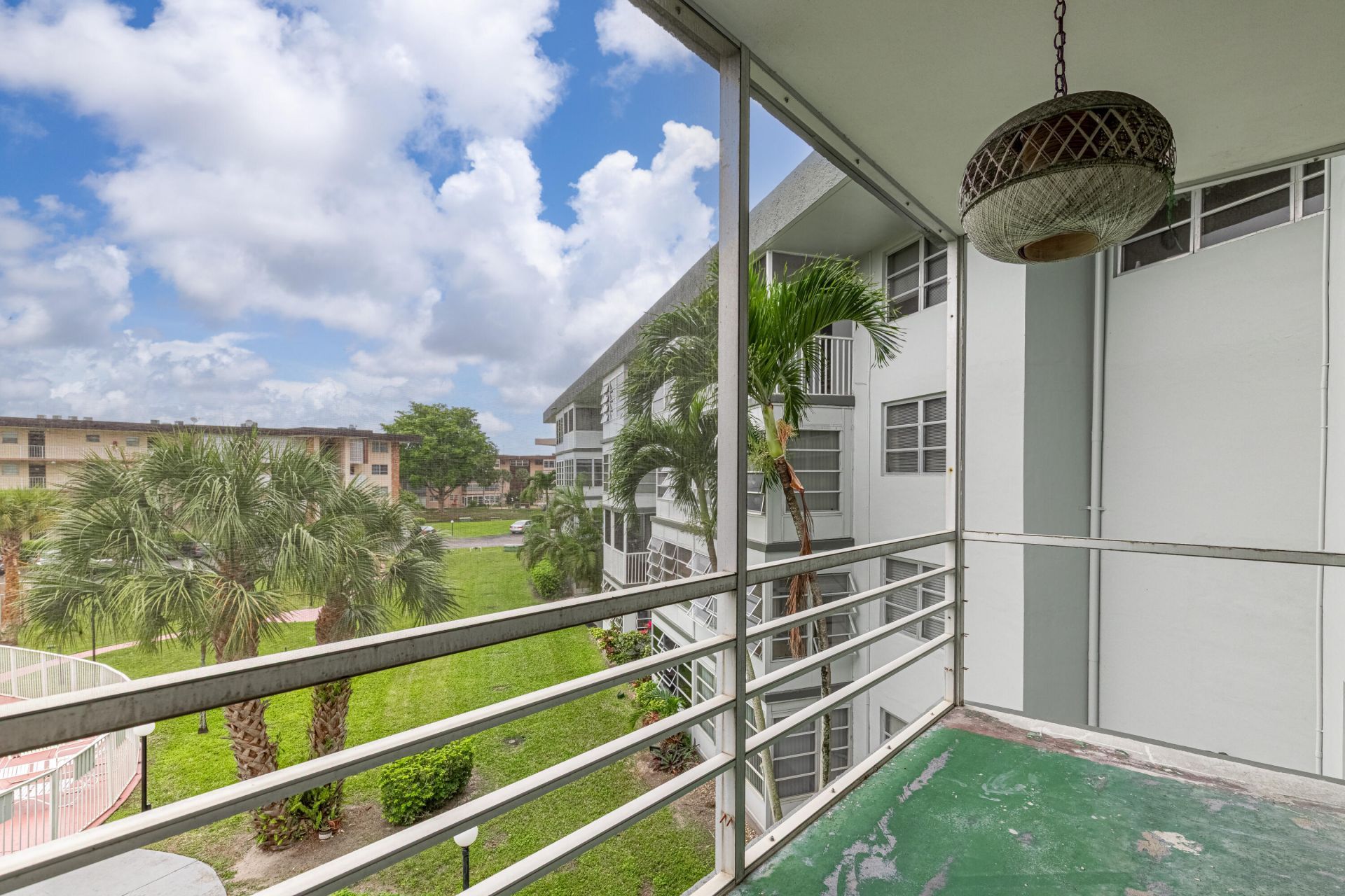 2861 NW 47th Terrace, Unit 305b, Lauderdale Lakes, FL 33313 Photo