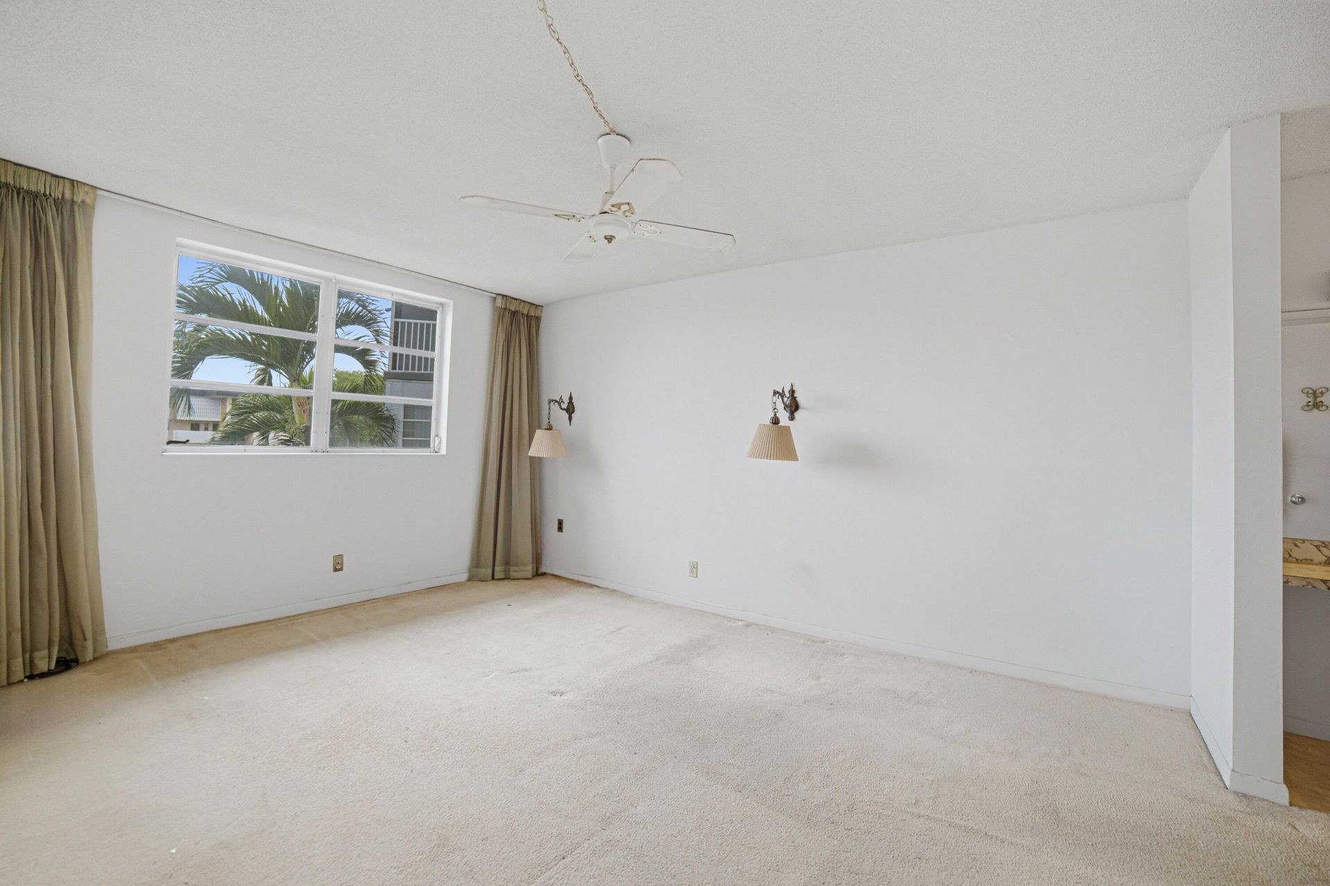 2861 NW 47th Terrace, Unit 305b, Lauderdale Lakes, FL 33313 Photo