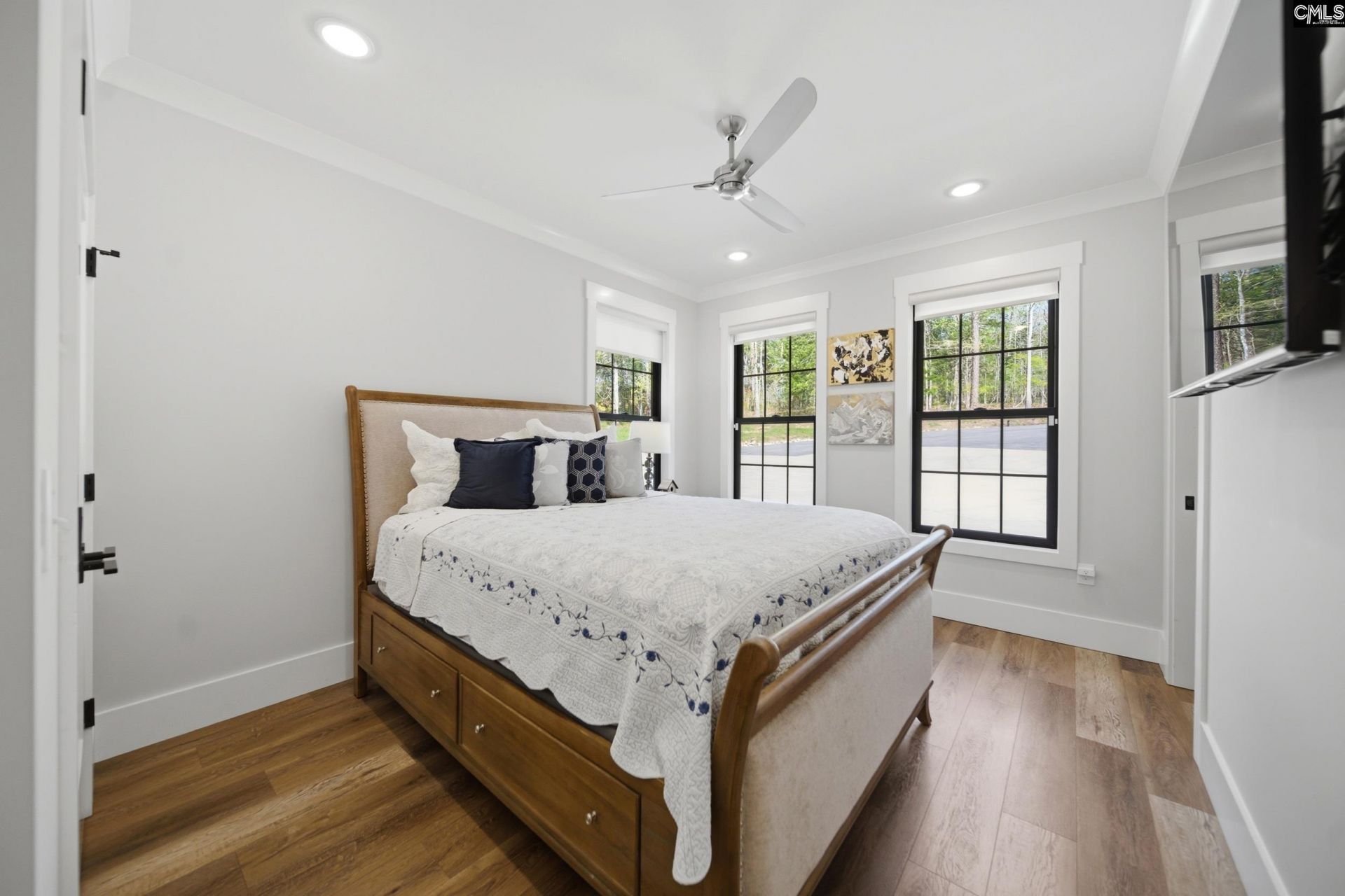 80 Lake Carole Court  Photo 22