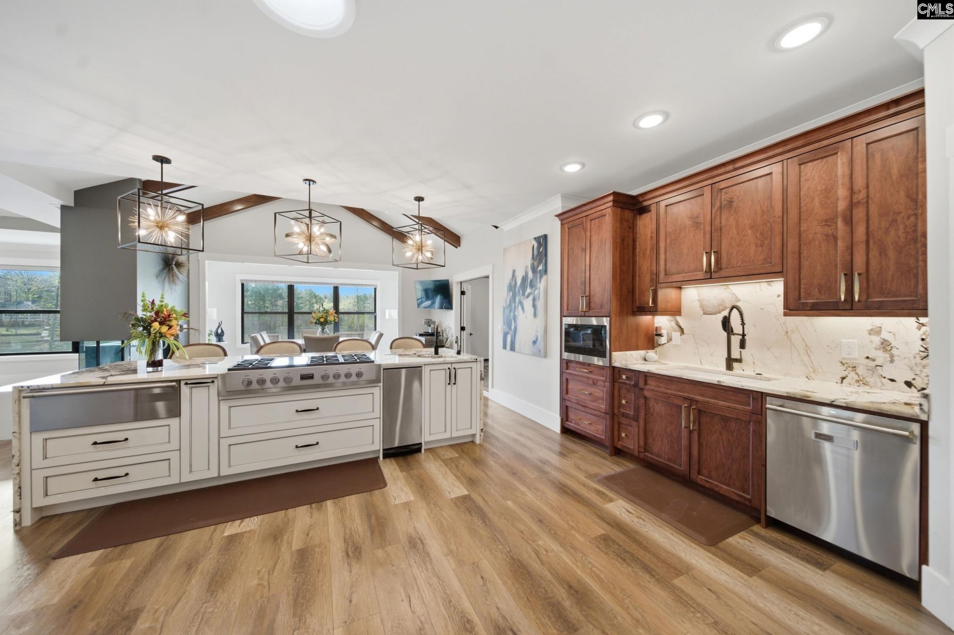 80 Lake Carole Court  Photo 8