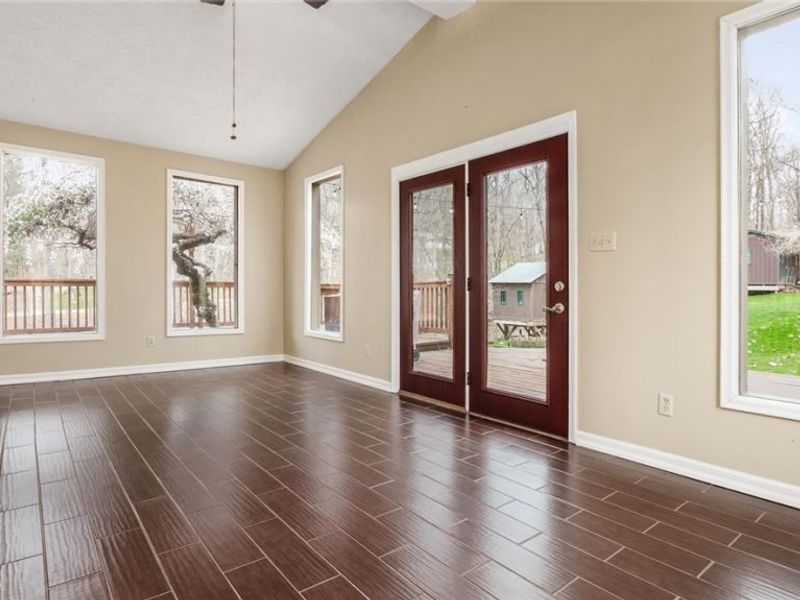 2930 Tarkman Drive, Nashport, OH 43830 Photo 17