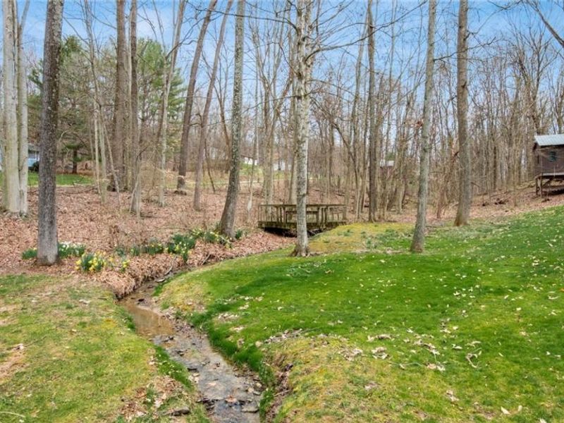 2930 Tarkman Drive, Nashport, OH 43830 Photo 2