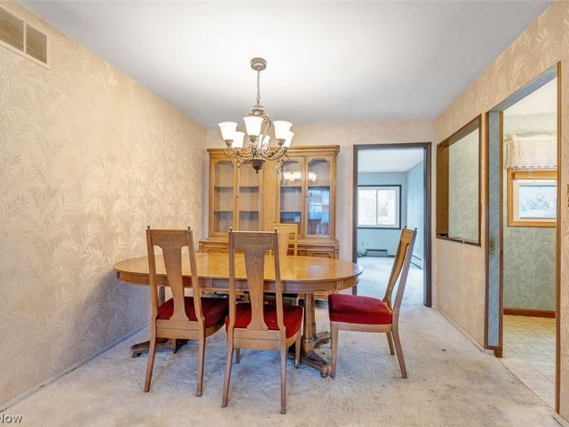 1231 Ranchland Drive, Mayfield Heights, OH 44124 Photo 5