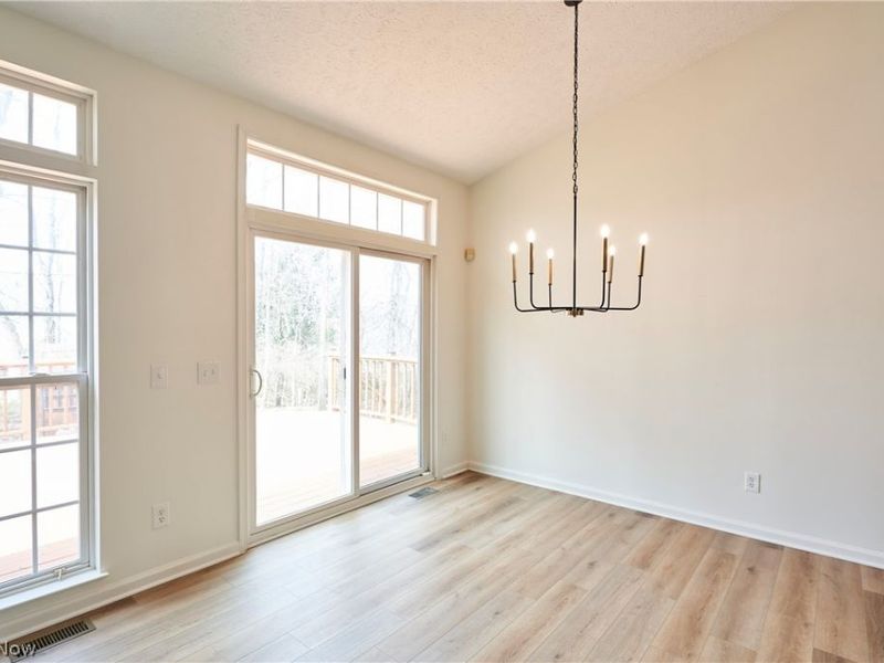 526 Paolo Circle NW, Canton, OH 44709 Photo 10