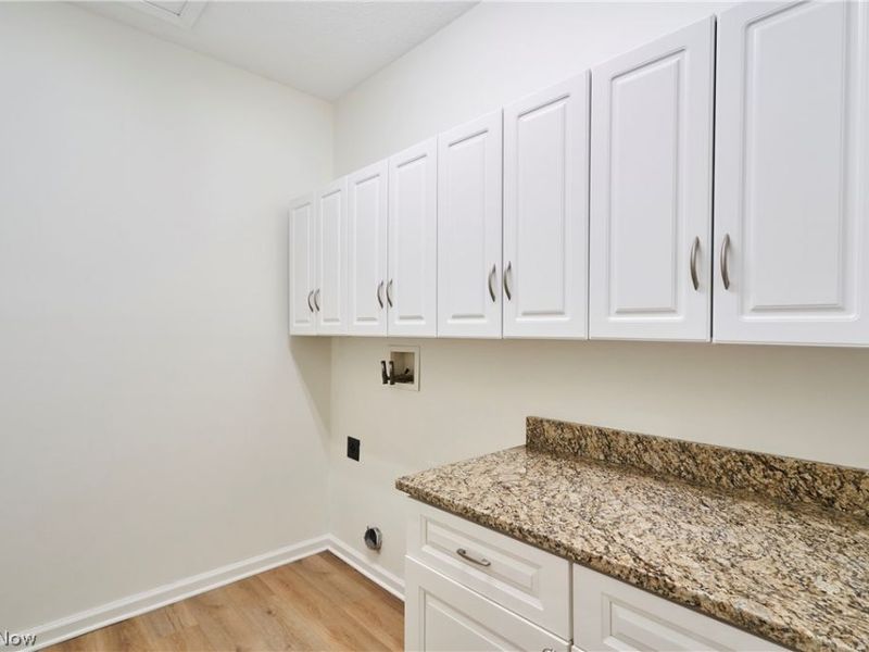 526 Paolo Circle NW, Canton, OH 44709 Photo 18