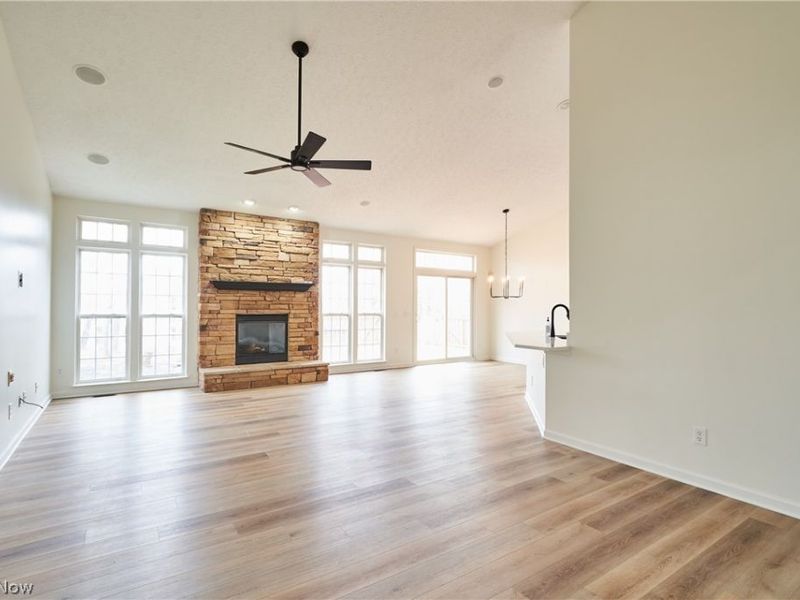 526 Paolo Circle NW, Canton, OH 44709 Photo 4