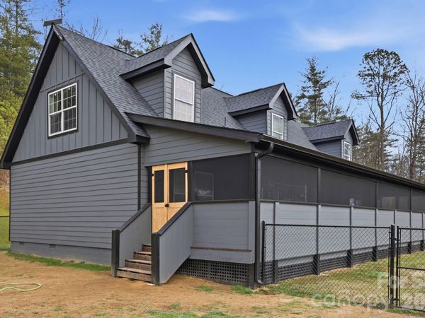 67 Nimitz Drive , Brevard, NC 28712