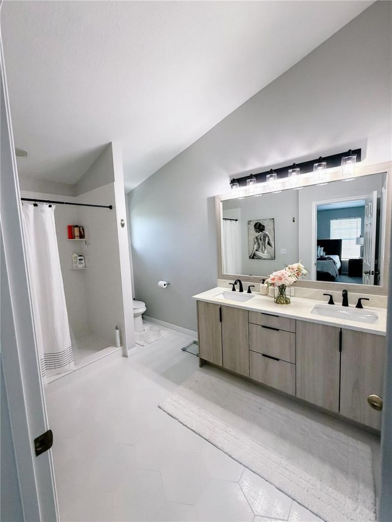 542 51st Avenue N, Saint Petersburg, FL 33703 Photo