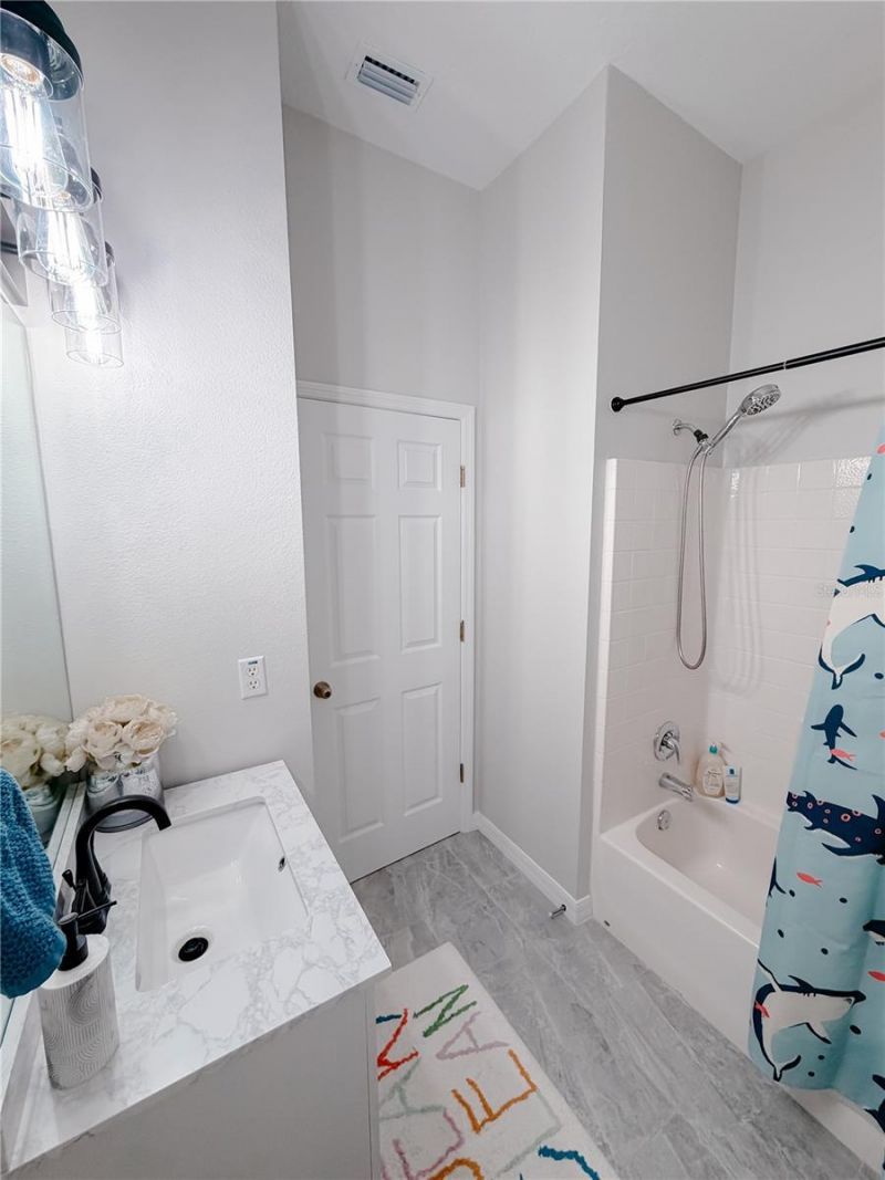 542 51st Avenue N, Saint Petersburg, FL 33703 Photo