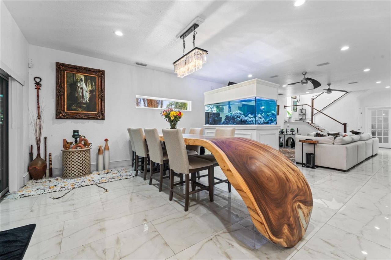 2520 Gomaz Way S, Saint Petersburg, FL 33712 Photo