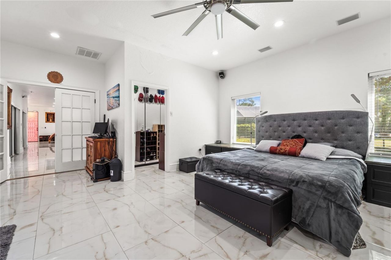 2520 Gomaz Way S, Saint Petersburg, FL 33712 Photo