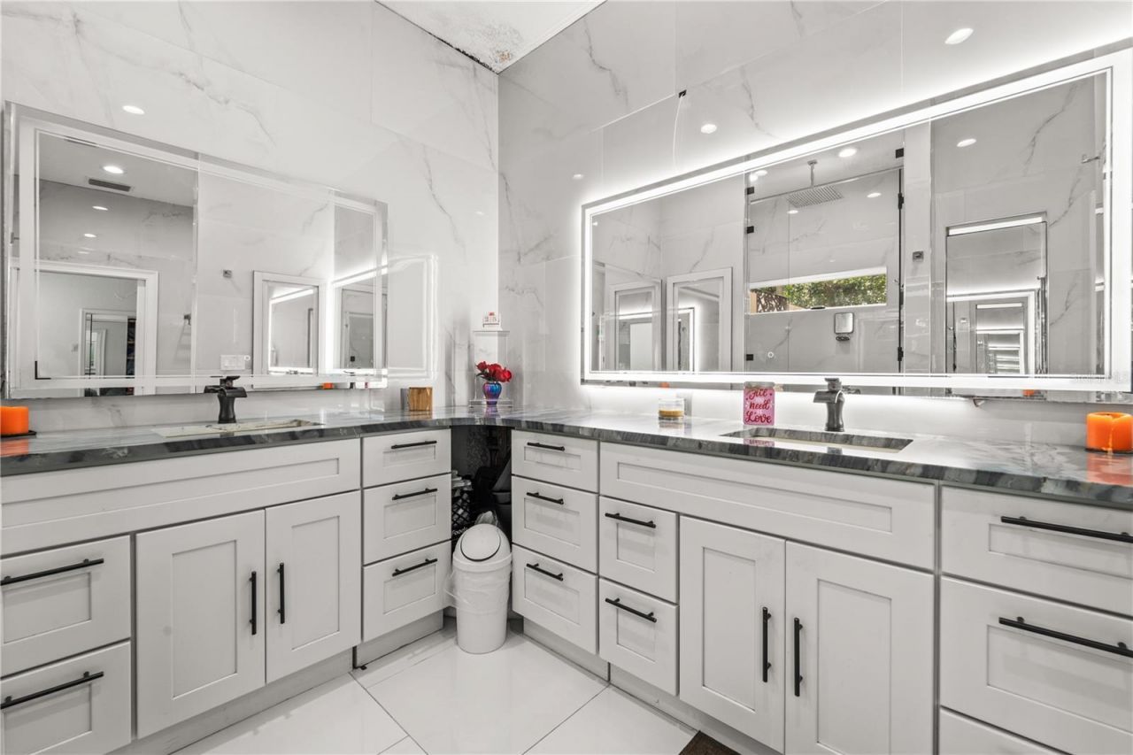 2520 Gomaz Way S, Saint Petersburg, FL 33712 Photo