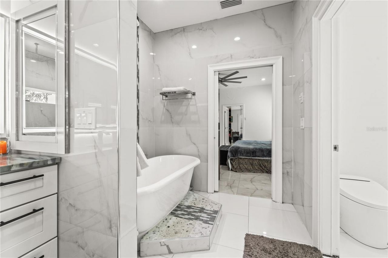 2520 Gomaz Way S, Saint Petersburg, FL 33712 Photo