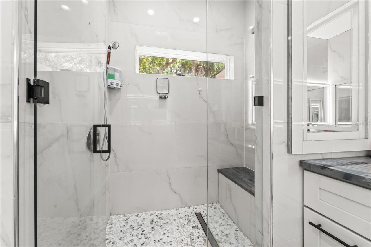 2520 Gomaz Way S, Saint Petersburg, FL 33712 Photo