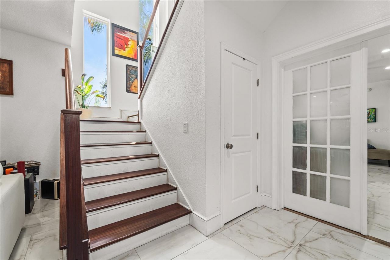 2520 Gomaz Way S, Saint Petersburg, FL 33712 Photo