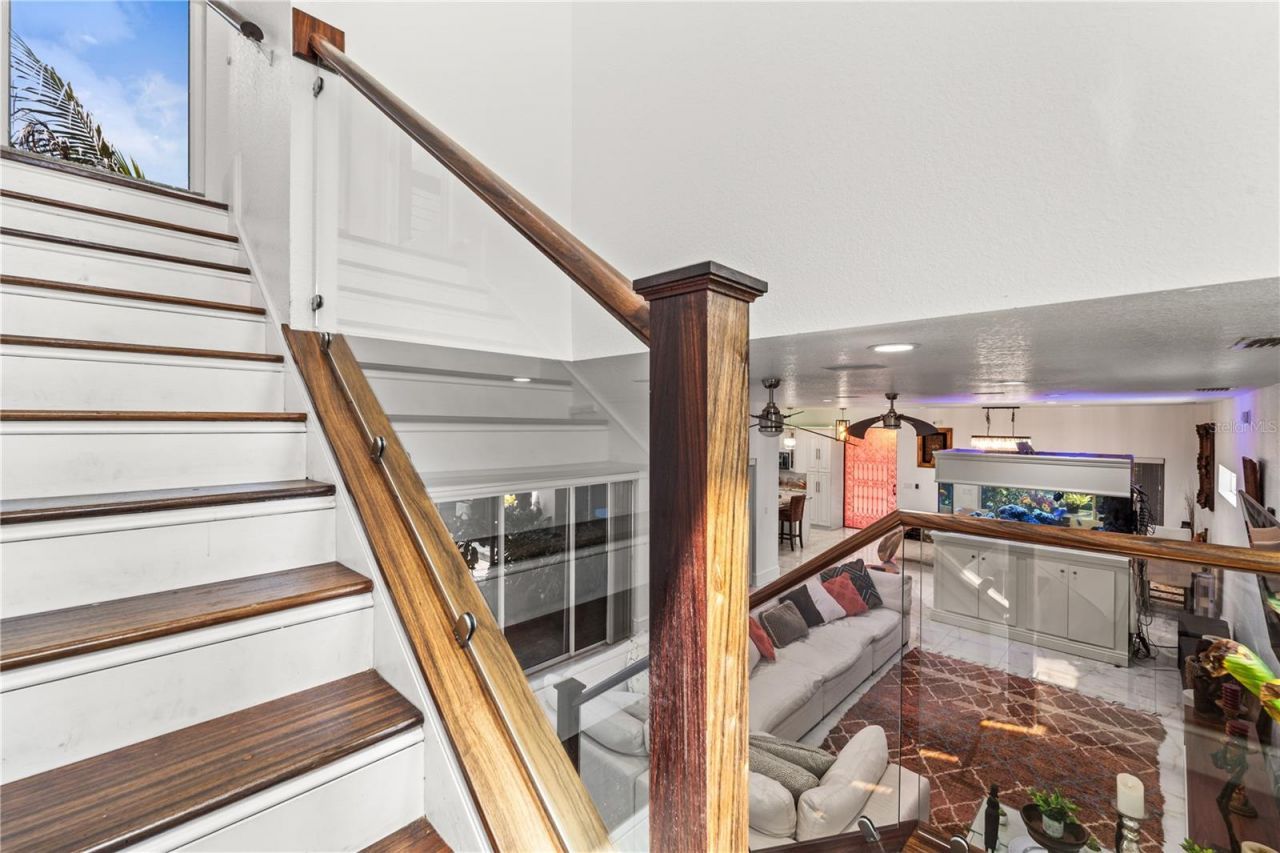 2520 Gomaz Way S, Saint Petersburg, FL 33712 Photo