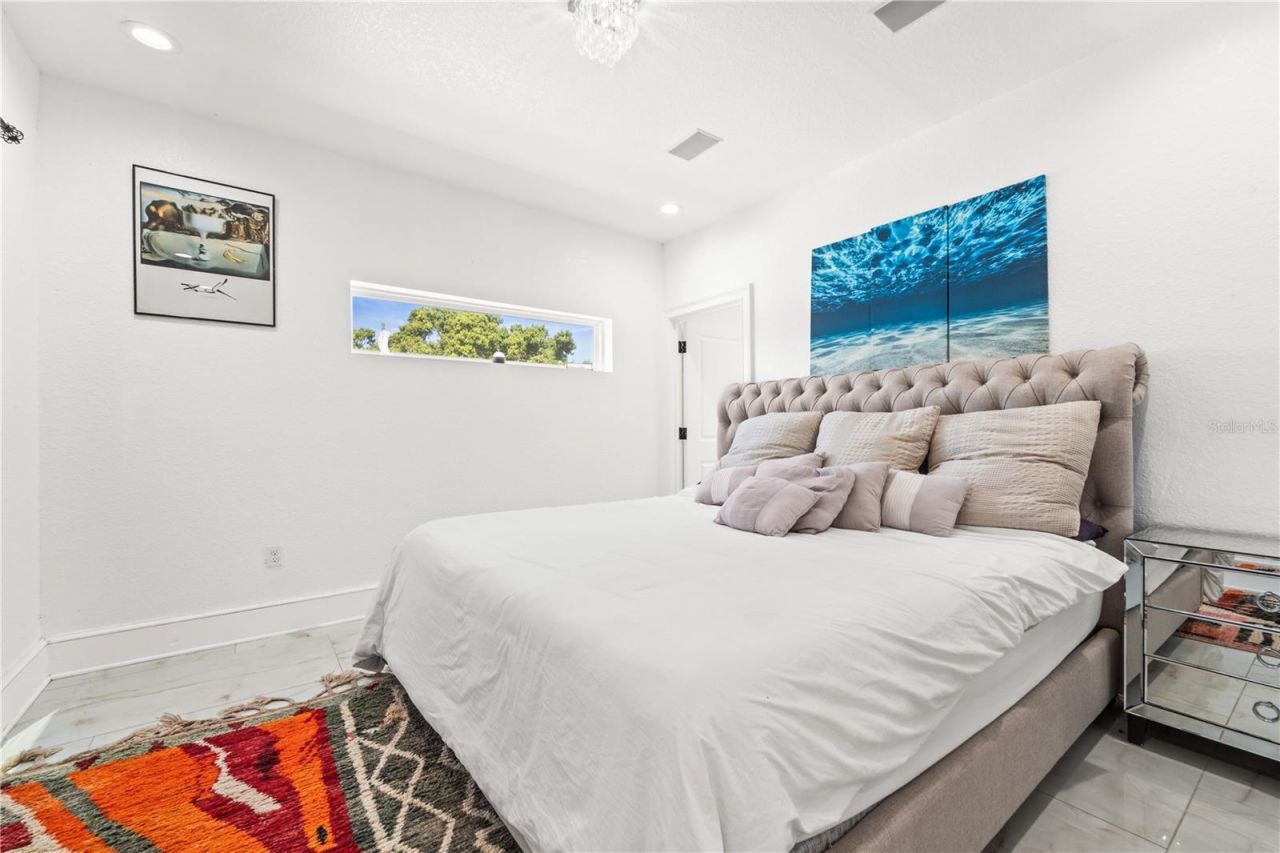 2520 Gomaz Way S, Saint Petersburg, FL 33712 Photo