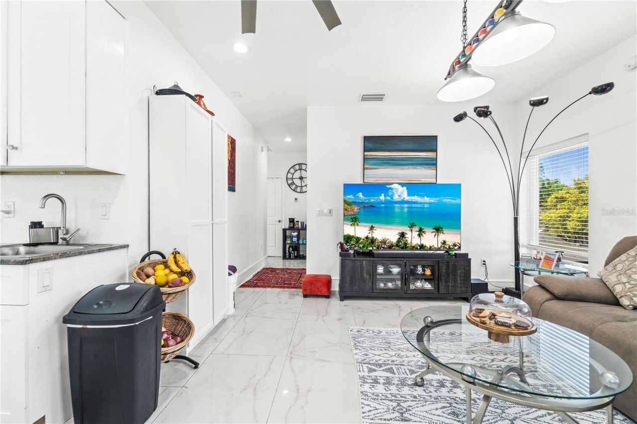 2520 Gomaz Way S, Saint Petersburg, FL 33712 Photo