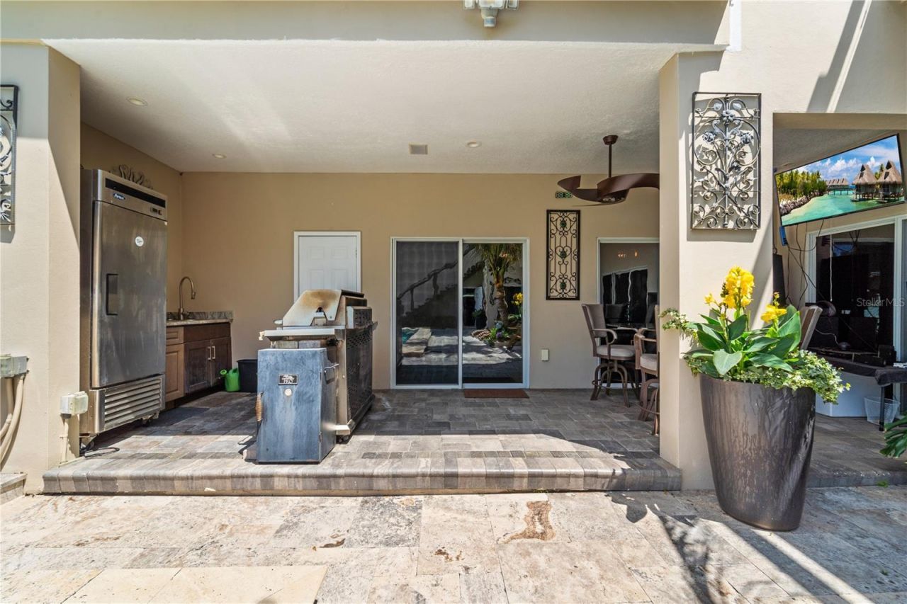 2520 Gomaz Way S, Saint Petersburg, FL 33712 Photo