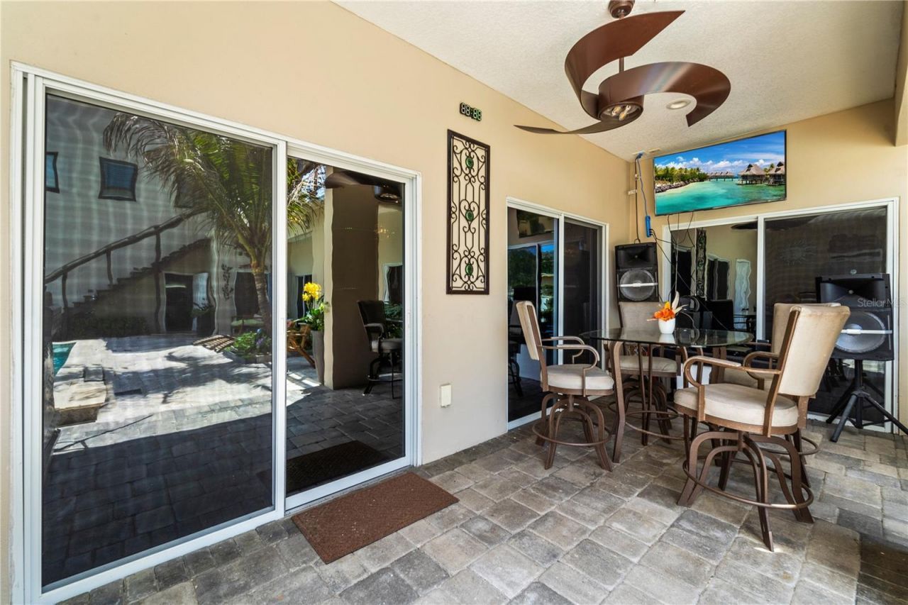 2520 Gomaz Way S, Saint Petersburg, FL 33712 Photo