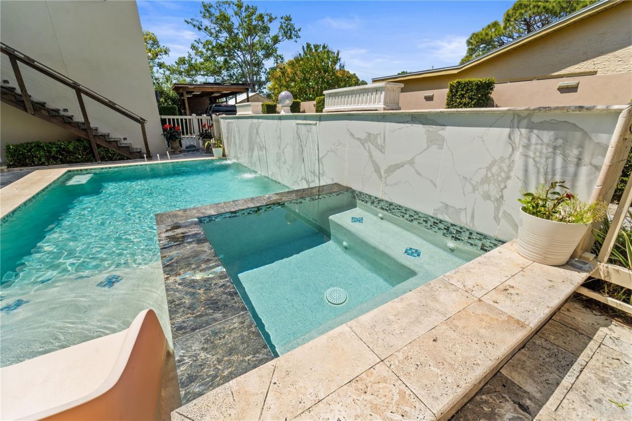 2520 Gomaz Way S, Saint Petersburg, FL 33712 Photo