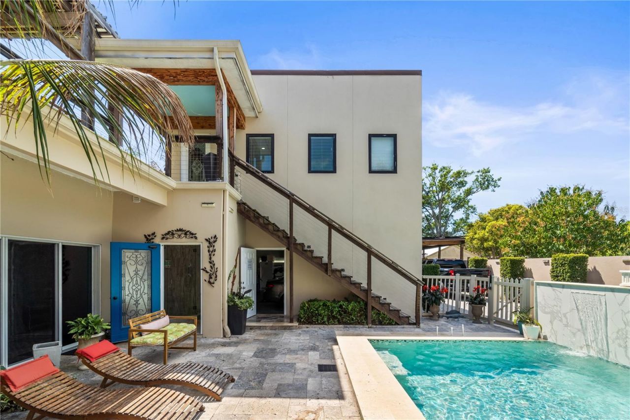 2520 Gomaz Way S, Saint Petersburg, FL 33712 Photo