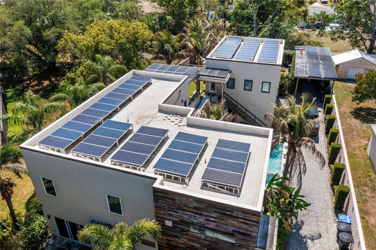 2520 Gomaz Way S, Saint Petersburg, FL 33712 Photo