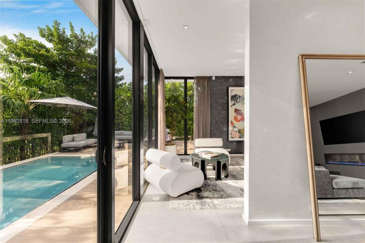 121 2nd Dilido Ter. Share A , Miami Beach, FL 33139 Photo