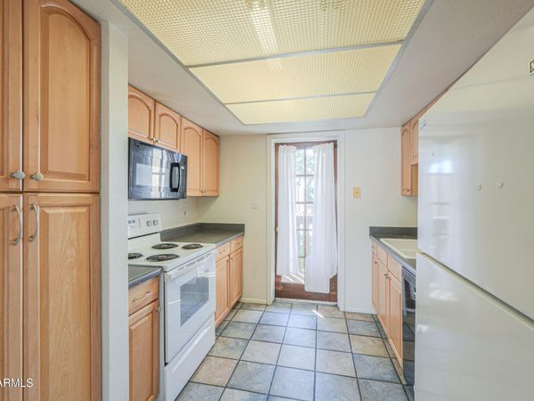 1927 E HAMPTON Avenue, Unit 258, Mesa, AZ 85204