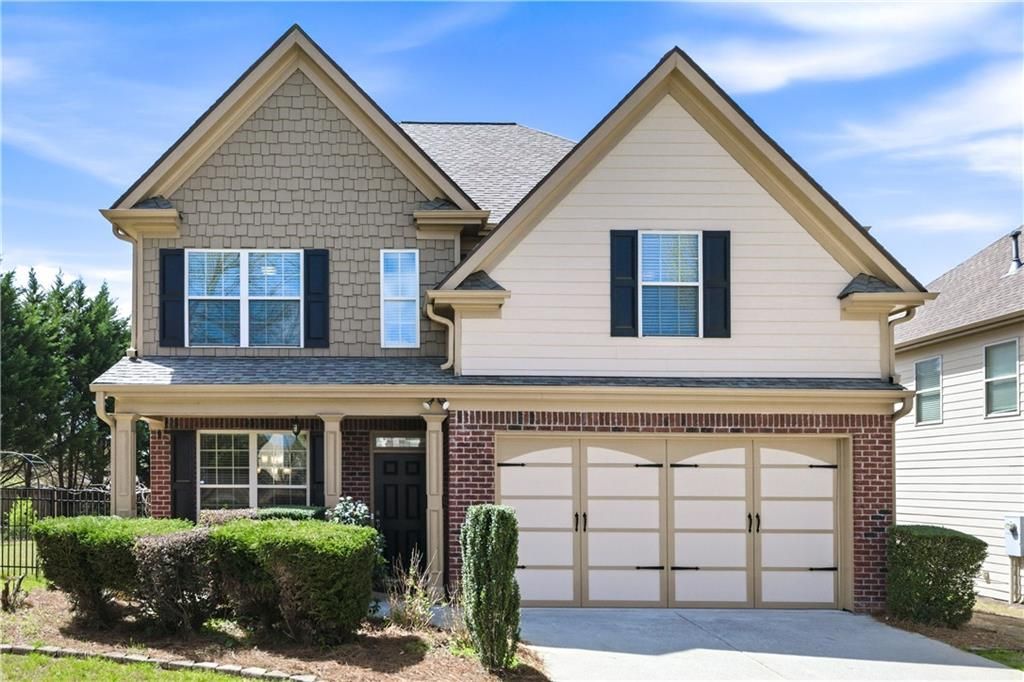 305 Nichols Ridge Points, Suwanee, GA 30024 Main Photo