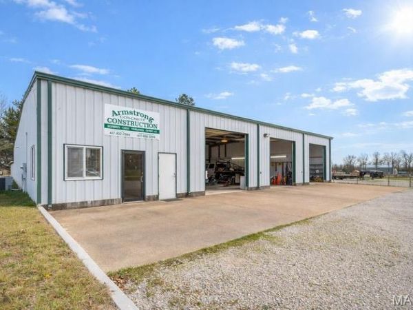 22801 Sunshine Lane , Lebanon, MO 65536