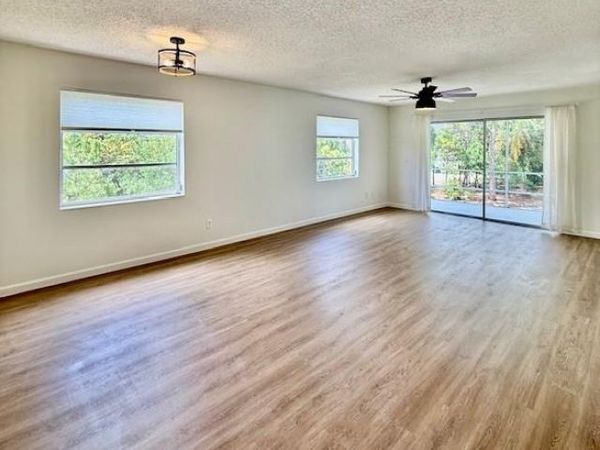 2950 SE Ocean Boulevard, Unit 34-4, Stuart, FL 34996