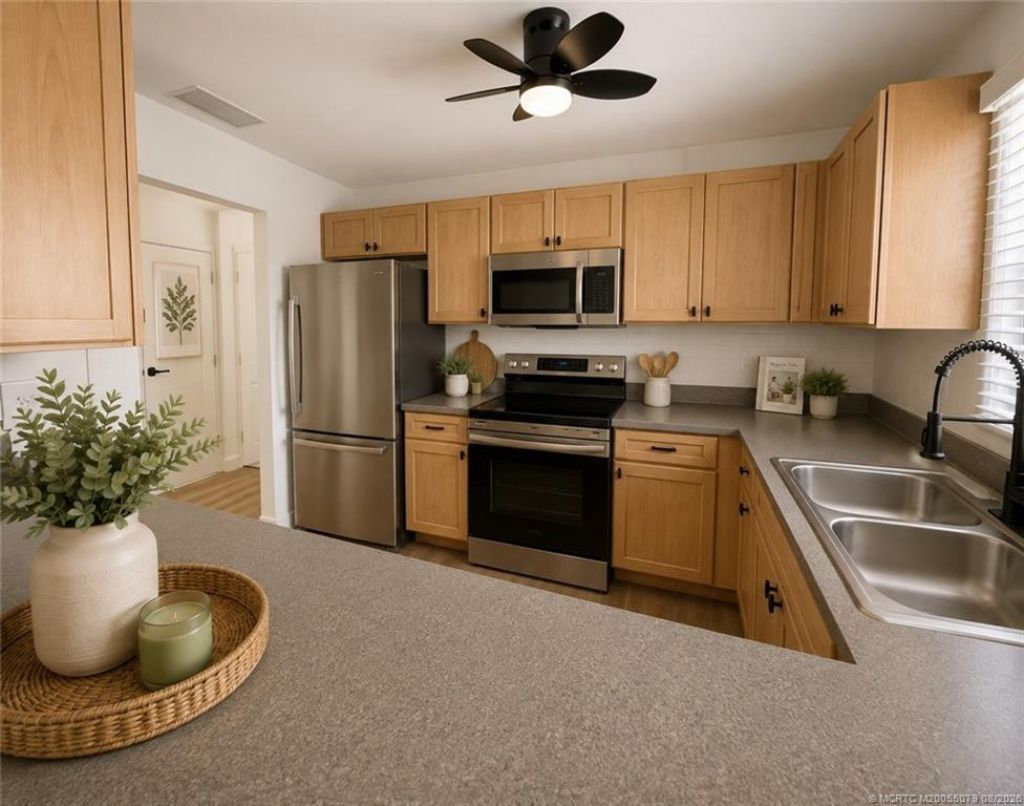 2950 SE Ocean Boulevard, Unit 34-4, Stuart, FL 34996 Photo