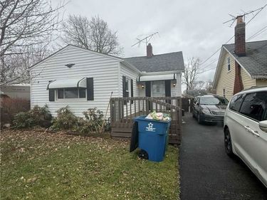 210 Courtland Boulevard, Eastlake, OH 44095