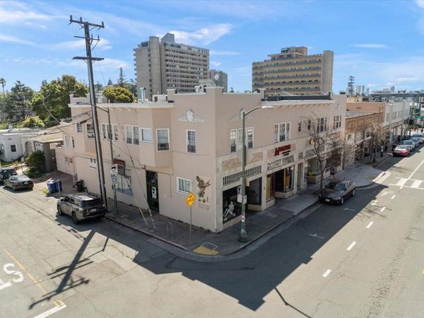 4218 Piedmont Avenue, Oakland, CA 94611