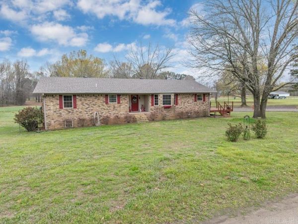 12 Halbrook Lane, Morrilton, AR 72110