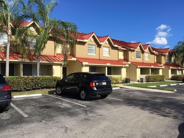 18340 NW 68th Avenue, Unit F, Hialeah, FL 33015