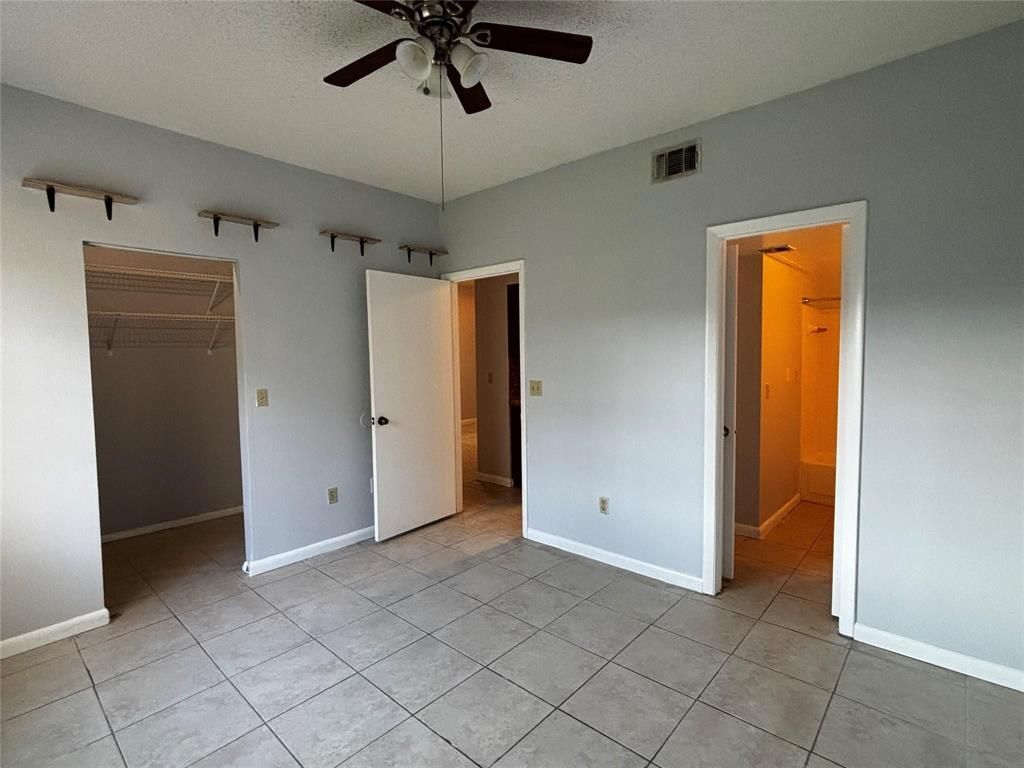 18340 NW 68th Avenue, Unit F, Hialeah, FL 33015 Photo