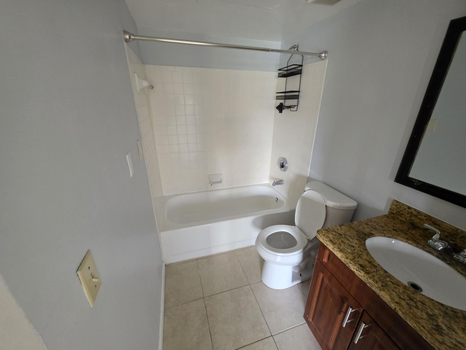 18340 NW 68th Avenue, Unit F, Hialeah, FL 33015 Photo