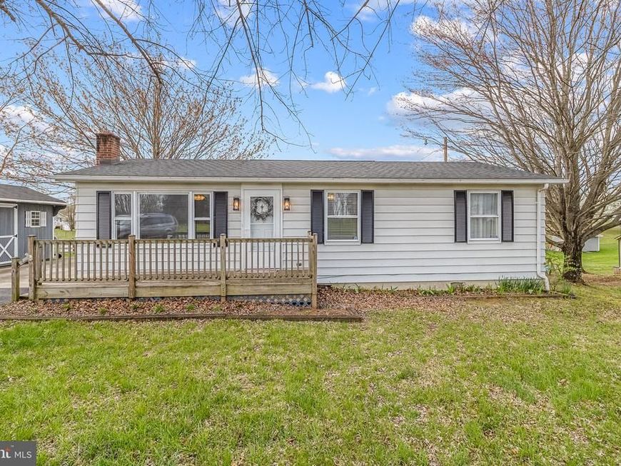 1570 Nadenbousch Lane, Inwood, WV 25428 Main Photo