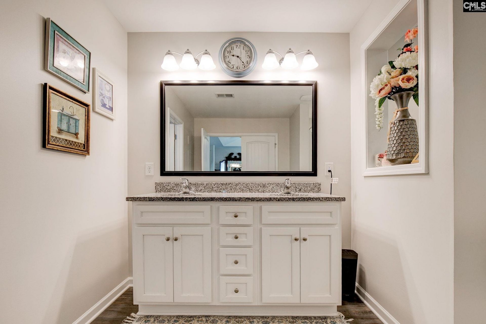 215 Drummond Way  Photo 21