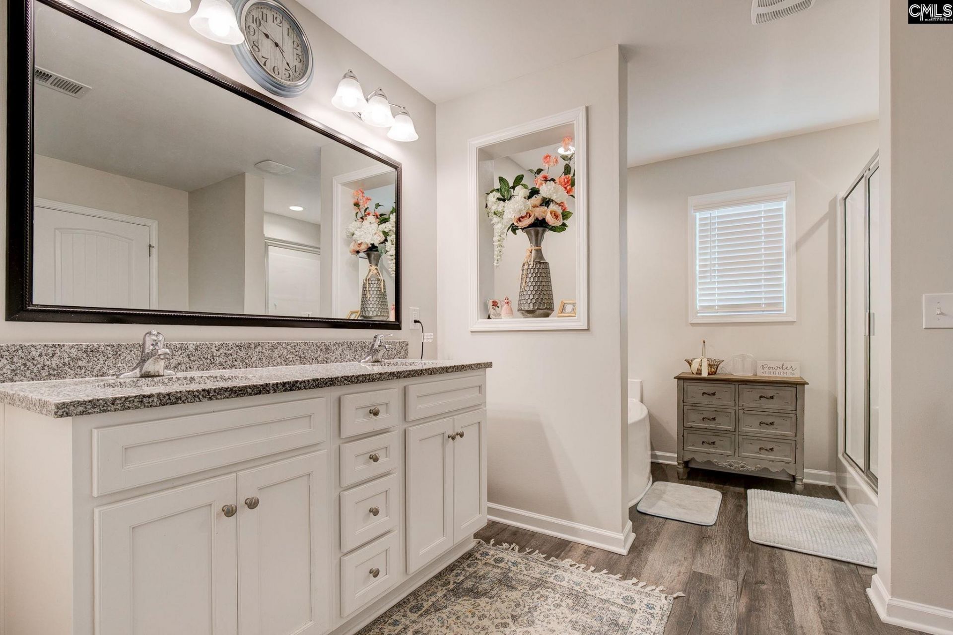 215 Drummond Way  Photo 22