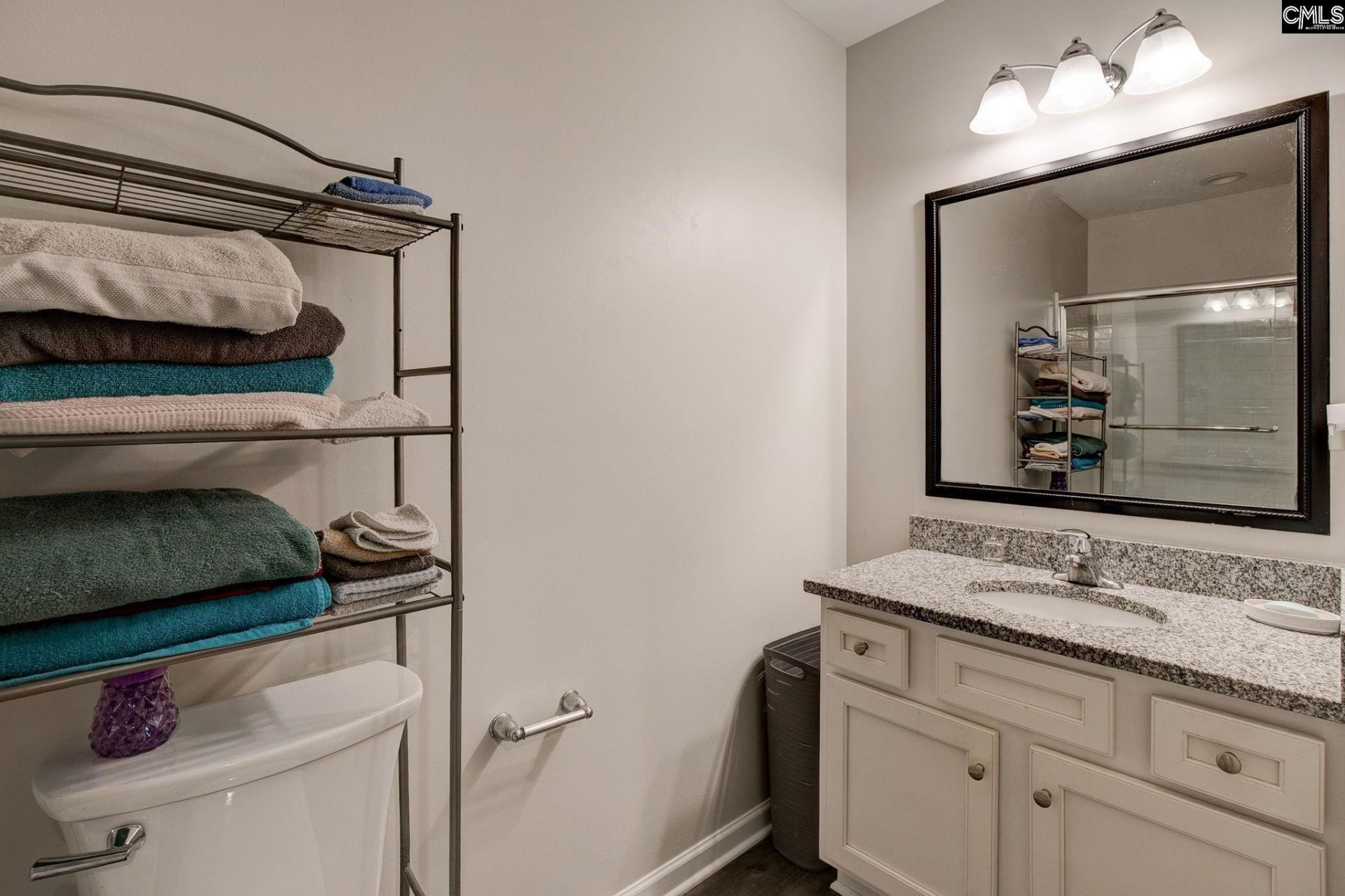 215 Drummond Way  Photo 28